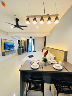 The Shore Studio Apartment at Kota Kinabalu City Centre by SummerSet - 4