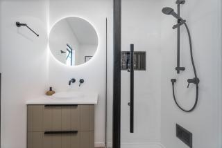 The Hamlet - Modern, Super Central, Pet Friendly - 5