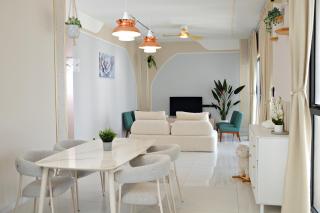 Country Garden 3BR High-Floor Sea and City View - 8
