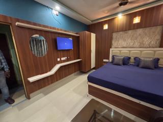 FabHotel Zenvique - 5