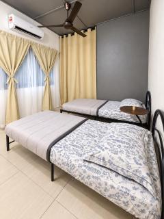 Hafiz Homestay Sungai Besar - Malay Guest Only - 1