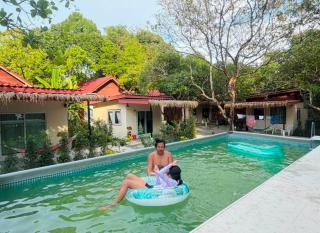 Lucky Resort - 6