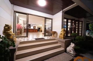 Hillside Resort - 1