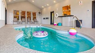 Shell Mountain Summit- Amazing Mountain Views, Indoor Pool & Game Room - 9