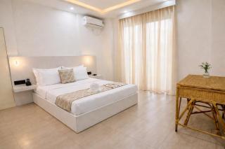 Hotel Citrine 2KM from Railway Station - 4