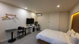 Pandora Hotel - 8