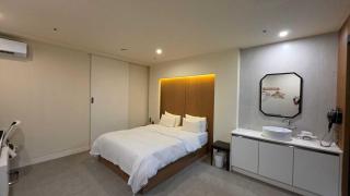 Pandora Hotel - 6