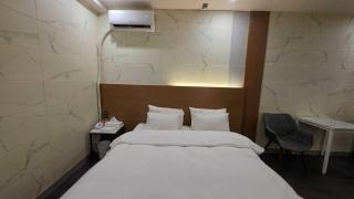 Pandora Hotel - 4