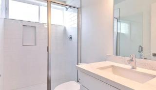 5255 Brooklyn- Room1 - 7