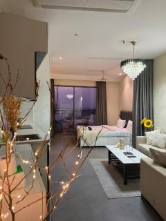 Supernova Studio with Private Balcony and River View - 6