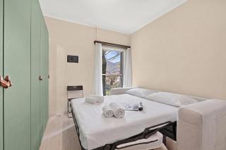 Emotion Lake Lugano with direct lake access and shared pool - Happy Rentals - 2