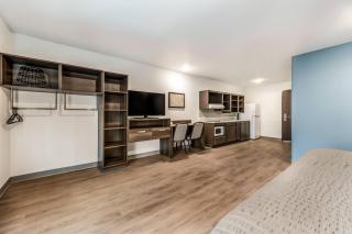WoodSpring Suites Charlotte - University Research Park - 7