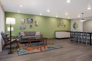 WoodSpring Suites Detroit Sterling Heights - 4