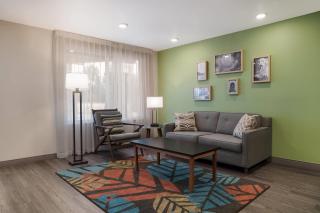 WoodSpring Suites Detroit Sterling Heights - 3