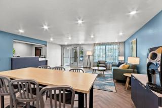 WoodSpring Suites Gilbert - Mesa Gateway Airport - 3