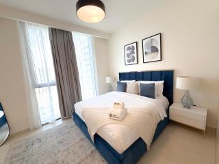 Endless Sea Horizon from our Luxury Waterfront 2BR with Maid's room - 9