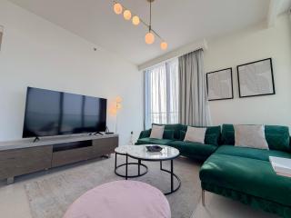 Endless Sea Horizon from our Luxury Waterfront 2BR with Maid's room - 6