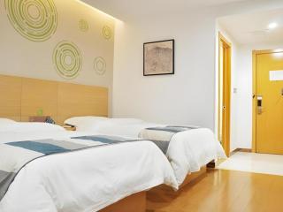 GreenTree Inn Yancheng Yandu District Hongxing Macalline Century Avenue - 7