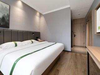 GreenTree Inn Weihai Port - 2