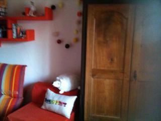 Chambre dans maison de village au coeur d'un village médiéval - 8