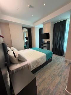 M 1 T Hotel Tbilisi - 9