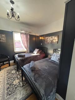 Tin Town suites - 7
