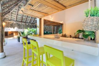 Little Banana 5BR Villa with Pool, 5 Min Walk to Beach - 2