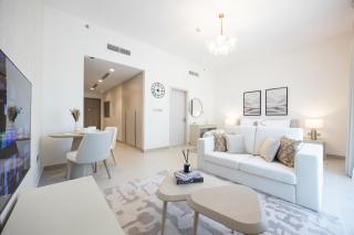Bloomfields Studio in Fairways 3 - Yas Golf Collection - Abu Dhabi - 1