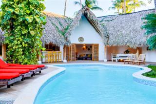 Little Banana 5BR Villa with Pool, 5 Min Walk to Beach - 3