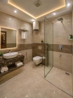 Smart Lax Hotel - 1