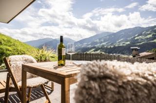Chalet Hideout - 1