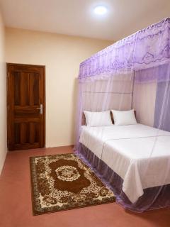 Royal Airbnbs - 6
