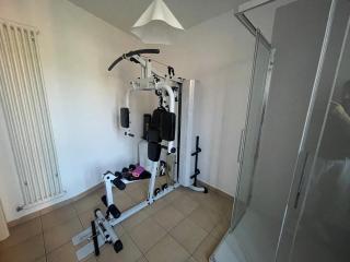 Vacallo Wellness Apartment by RentuGoo Travel - 8