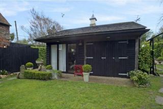 Corner House - Large country house next to marina - 7