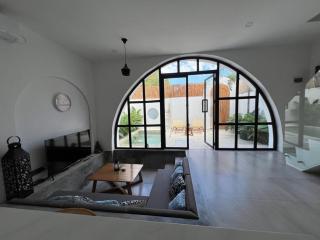 Dreamy 1 BR villa with private pool close to beach - 4