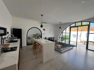 Dreamy 1 BR villa with private pool close to beach - 1