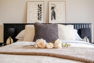 Megan's Hideaway | Luxury 4 Bed Retreat - 8