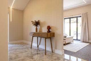 Megan's Hideaway | Luxury 4 Bed Retreat - 5