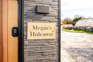 Megan's Hideaway | Luxury 4 Bed Retreat - 6