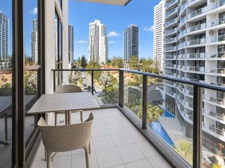 City Dreams at Avani Chic High-Rise Stay - 8