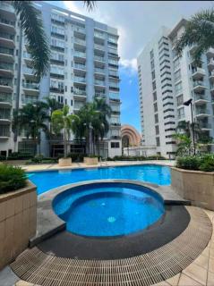 One Palm Tree Villas Near NAIA3 - 2