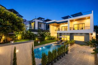 The Horizon Villa by Viraalay - Premium 5BHK Villa - 8