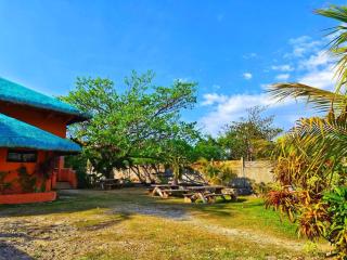 Natsuca Beach Resort - 3
