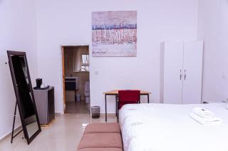 Summit Guesthouse - 7