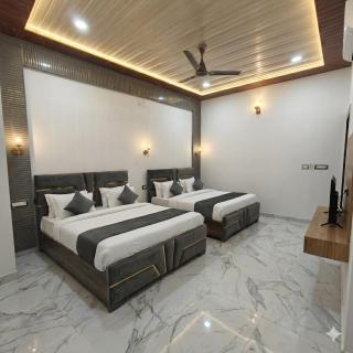 FabHotel The Sarnath Residency - 4