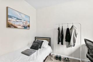 4Br Home free parking perfect for professionals - 4
