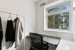4Br Home free parking perfect for professionals - 2