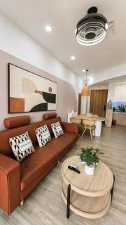 Căn hộ 2PN 2WC View Hồ Bơi Cực Đẹp Emerald - 9