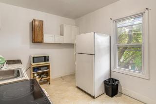 Easy Niagara Falls Access! Apt w/ Full Kitchen - 4