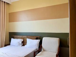 The Lorenzo A Calm Two Bedroom Apartment - 2